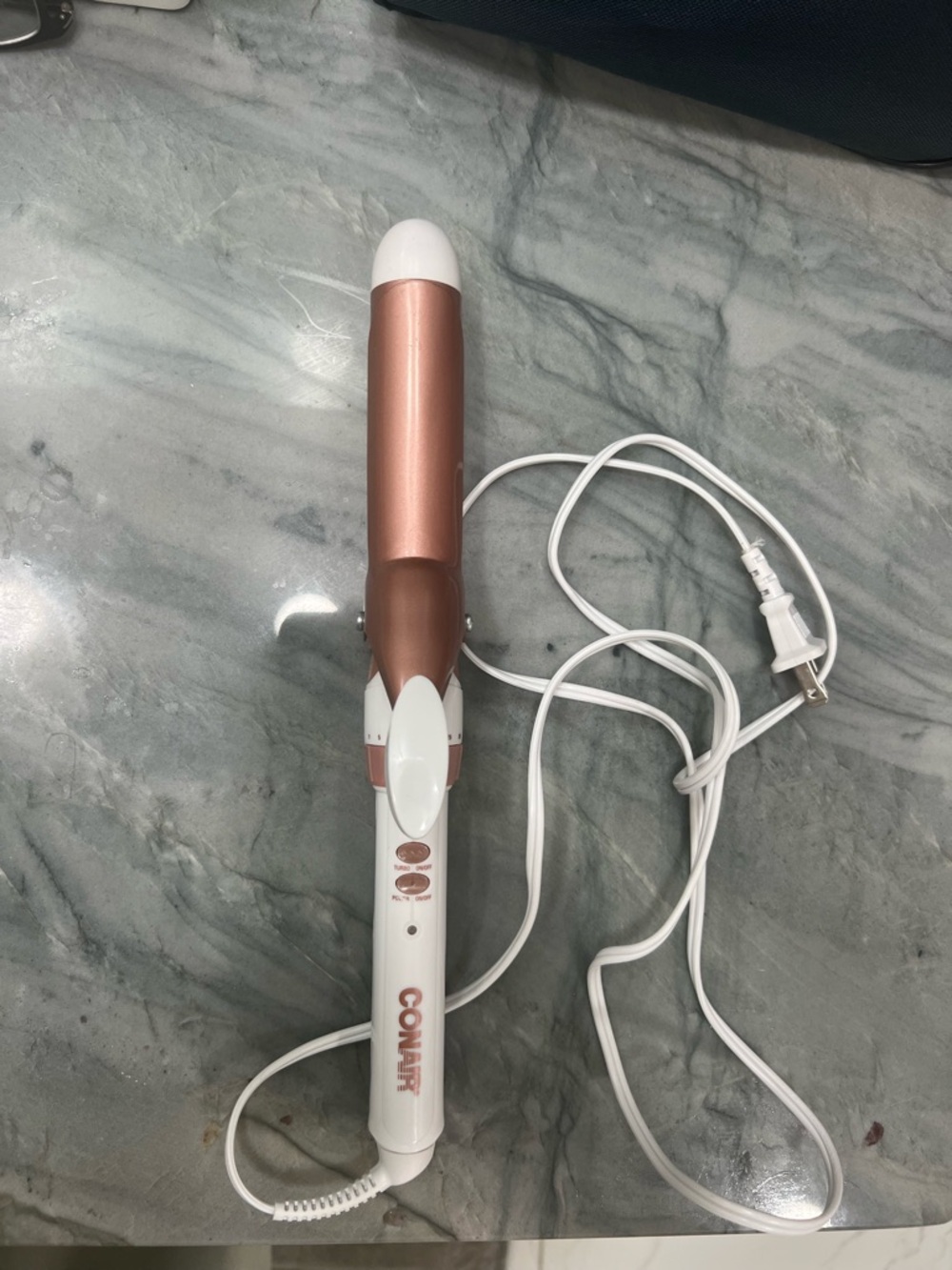 Conair Rose Gold Curling Wand – White/Rose Gold